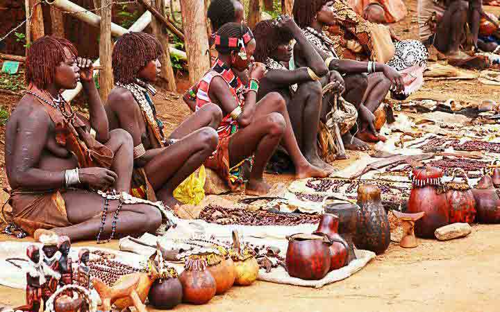 Dimenka Market, a hub for local Ethiopian ladies to socialize and trade